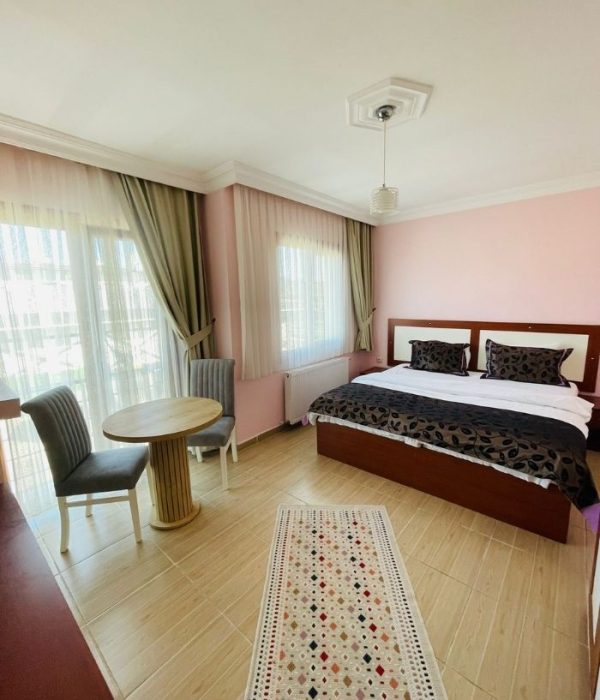 Manolyam Otel 4 Numaralı Oda - 1